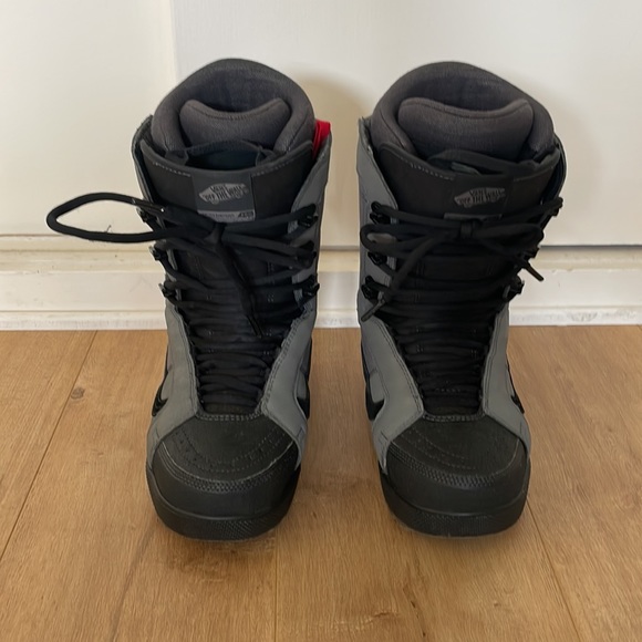 Vans Hi-Standard Pro Snowboard Boot - 2022 Gray Black - Excellent Condition - Picture 2 of 9